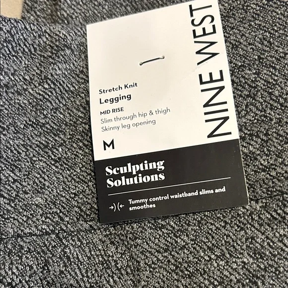 NWT Women's Nine West Seamed Ponte Leggings SIZE MEDIUM - Picture 3 of 5